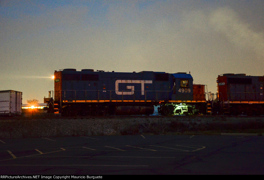 GTW GP38-2 Locomotive 